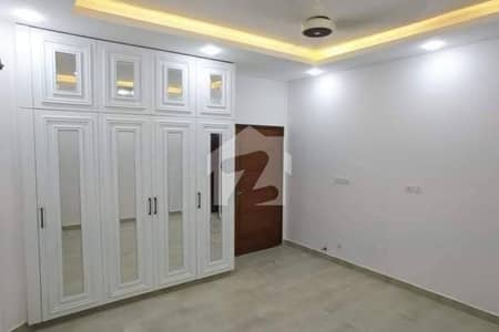 Prime Block Deal 266 Sq Yard 4 Bed House For Sale