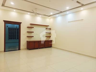 10 Marla Upper Portion With Separate Gas And Electric Meter 10 Marla Upper Portion With Separate Gas And Electric Meter