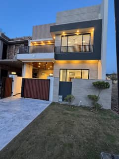 5 Marla Luxury Modern House Available For Sale In Bahria Enclave Islamabad.