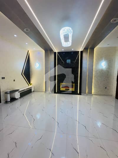 10 Marla Brand New Home For Sale