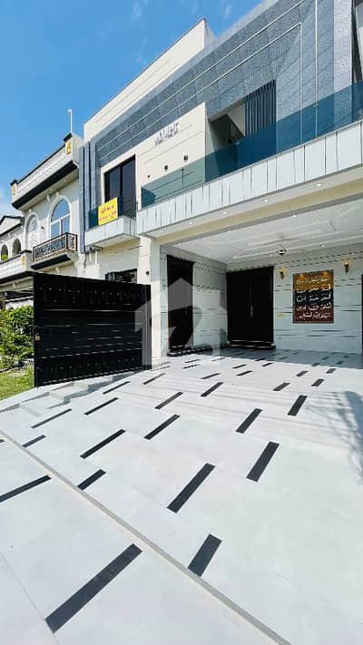 10 Marla Luxury House For Sale In LDA Avenue One Block J