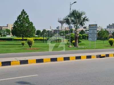 One Kanal Residential Plot Surrounded By Houses Is Available For Sale In DHA Phase 6 - Block N One Kanal Residential Plot Surrounded By Houses Is Available For Sale In DHA Phase 6 - Block N