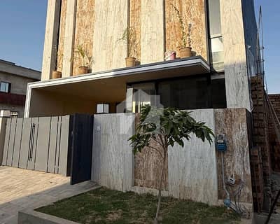 House For sale Situated In Faisal Margalla City