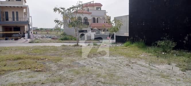This Is Your Chance To Buy Residential Plot In Bahria Enclave - Sector C2