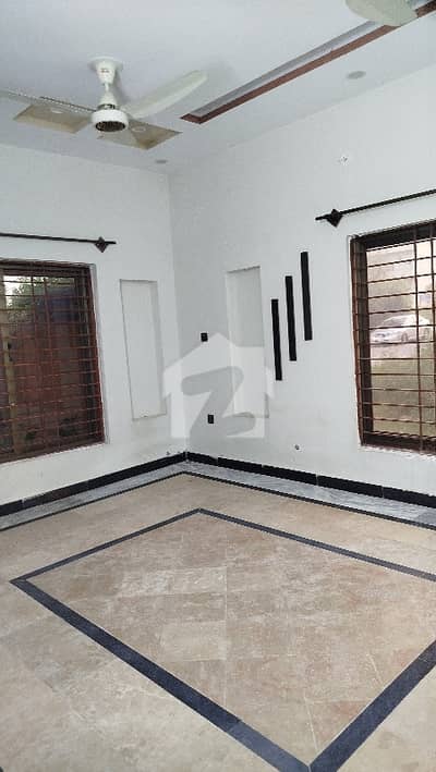 MPCHS MULTI GARDEN B17 ISLAMABAD 8 Marla Upper Portion