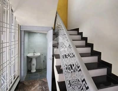 MPCHS Multi garden B-17 Islamabad   8 Marla luxury House available for sale