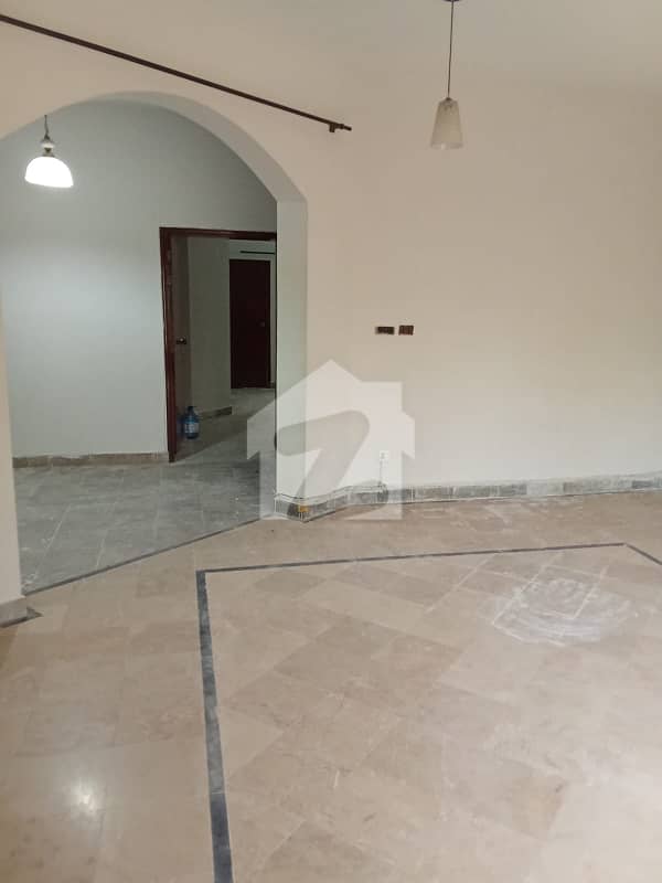 F 11 2 bedroom upper portion available for rent F 11 2 bedroom upper portion available for rent