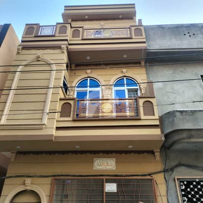 مرغزار آفیسرز کالونی لاہور میں 4 کمروں کا 3 مرلہ مکان 1.45 کروڑ میں برائے فروخت۔ مرغزار آفیسرز کالونی لاہور میں 4 کمروں کا 3 مرلہ مکان 1.45 کروڑ میں برائے فروخت۔