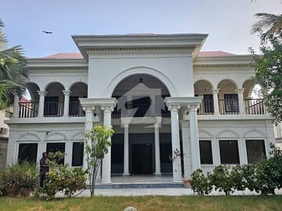 1000SQYD BUNGALOW AVAILABLE FOR SALE AT 25th STREET DHA PHASE 5