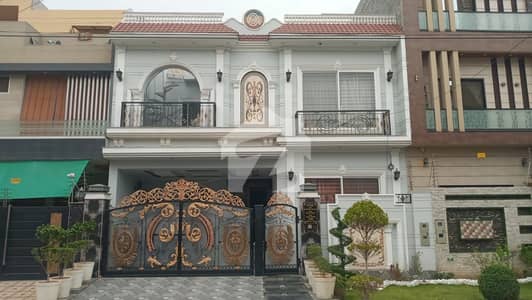 8 Marla Beautiful House For Sale 8 Marla Beautiful House For Sale