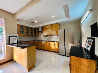 Fully Furnished Upper Portion For Foreigners And Diplomats