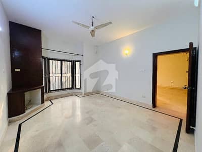 Beautiful Independent Unfurnished Upper Portion For Pakistani Families