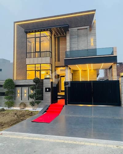 10 MARLA ULTRA MODERN LUXURY BUNGALOW FOR SALE DHA PHASE 7 T BLOCK 100 % ORIGINAL PICTURE ATTACHED 10 MARLA ULTRA MODERN LUXURY BUNGALOW FOR SALE DHA PHASE 7 T BLOCK 100 % ORIGINAL PICTURE ATTACHED