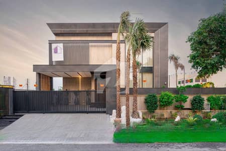 1 KANAL BRAND NEW BUNGALOW FOR SALE AT PRIME LOCATION IN DHA PHASE 6 NEAR TO RAYA PRIME LOCATION