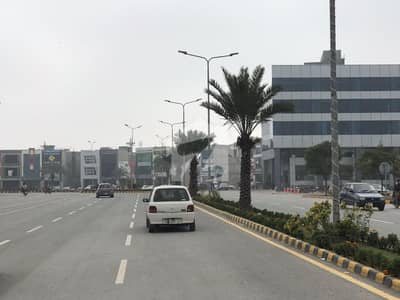 پارک ویو سٹی ۔ روز بلاک پارک ویو سٹی,لاہور میں 8 مرلہ کمرشل پلاٹ 7.5 کروڑ میں برائے فروخت۔