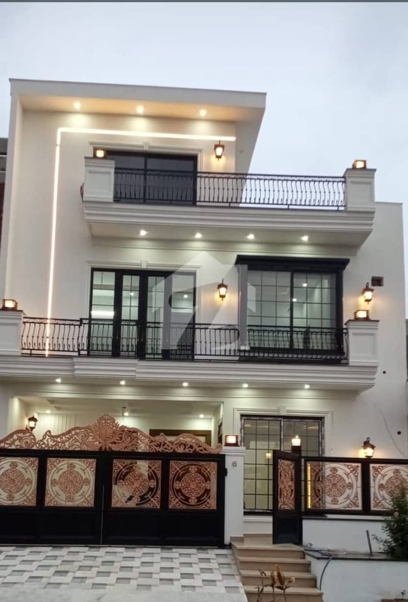 Outstanding Modern Build House Outstanding Modern Build House