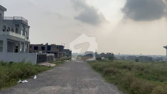CDA Sector Park Enclave 3 (40*80) Ideal Location Plot For Sale.