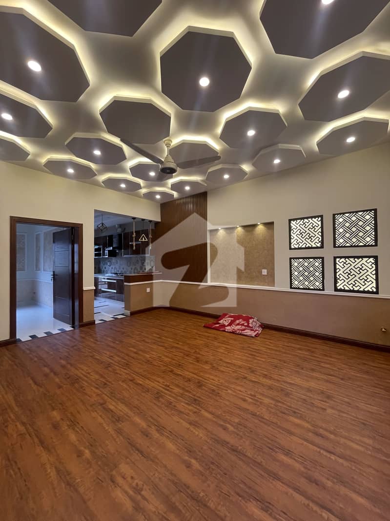 BEAUTIFUL LOCATION BRAND NEW HOUSE FOR SALE BEAUTIFUL LOCATION BRAND NEW HOUSE FOR SALE