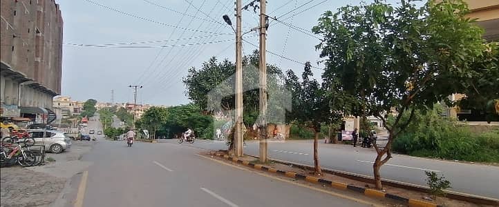 کورنگ ٹاؤن اسلام آباد میں 6 مرلہ رہائشی پلاٹ 1.8 کروڑ میں برائے فروخت۔