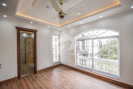 10 Marla Brand New Luxury House For Sale In ParkviewCity,Lahore