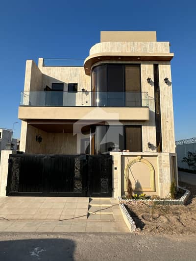 5 Marla Corner House For Sale In ParkView City Lahore