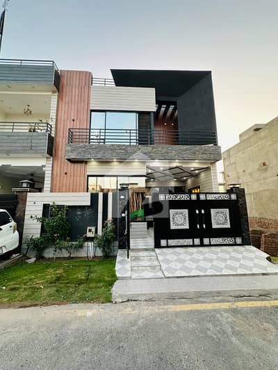 5 Marla Luaxary Designer House for Sale in Parkview City, Lahore