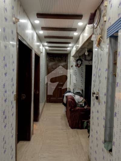 یتیم خانہ چوک ملتان روڈ,لاہور میں 5 کمروں کا 11 مرلہ مکان 3.85 کروڑ میں برائے فروخت۔