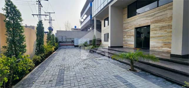 آئی ۔ 10 اسلام آباد میں 8 کنال Studio عمارت 70.0 لاکھ میں کرایہ پر دستیاب ہے۔