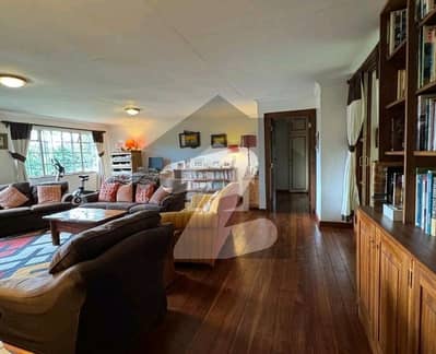 Beautiful House With Extra Land Available For Sale