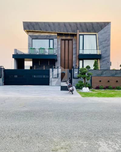 1 Kanal Brand New Levish Lower Portion For Rent In DHA Phase 6 Top Location Near To Dollman
