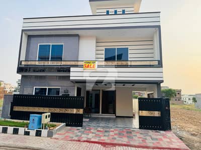 A Block 10 Marla House Near Main Markaz