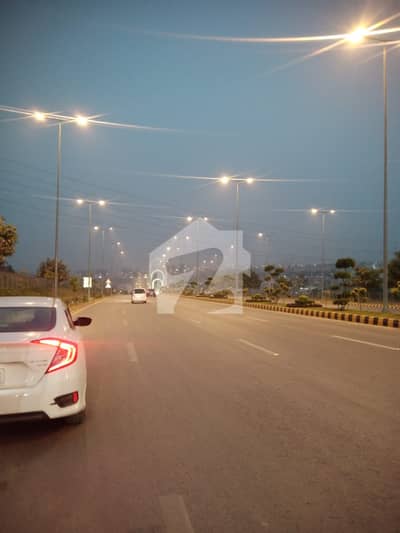 ڈی ایچ اے فیز 5 - سیکٹر اے ڈی ایچ اے ڈیفینس فیز 5,ڈی ایچ اے ڈیفینس,اسلام آباد میں 1 کنال رہائشی پلاٹ 3.75 کروڑ میں برائے فروخت۔ ڈی ایچ اے فیز 5 - سیکٹر اے ڈی ایچ اے ڈیفینس فیز 5,ڈی ایچ اے ڈیفینس,اسلام آباد میں 1 کنال رہائشی پلاٹ 3.75 کروڑ میں برائے فروخت۔