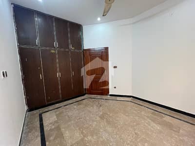 4 Marla Upper Portion Available On Rent G13/4 4 Marla Upper Portion Available On Rent G13/4