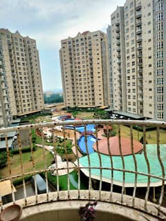 LUXURY 3,700 SQ FT (411 SQ YD) 4-BEDROOM APARTMENT FOR RENT