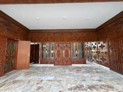 MAGNIFICENT 2000 SQ YD 8-BEDROOM EXECUTIVE BUNGALOW FOR RENT IN DHA PHASE 5 (KHAYABAN-E-HAFIZ)