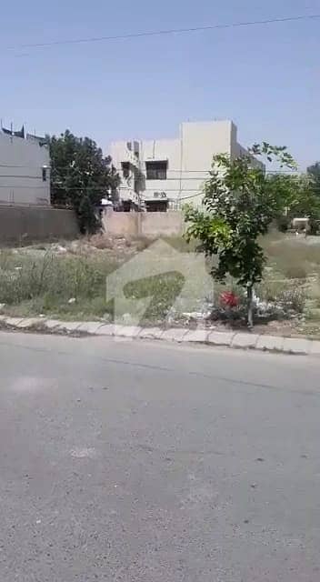ڈی ایچ اے فیز 8 - زون بی ڈی ایچ اے فیز 8,ڈی ایچ اے ڈیفینس,کراچی میں 4 مرلہ رہائشی پلاٹ 4.35 کروڑ میں برائے فروخت۔