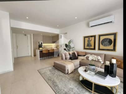 Lake City Roof Garden Apartment For Sale