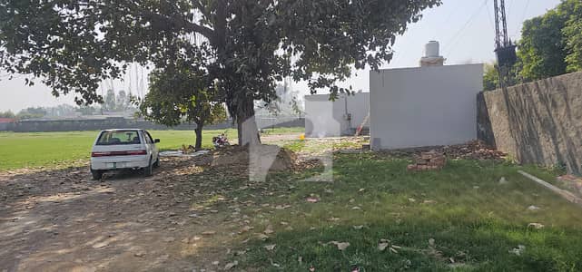 بیدیاں روڈ لاہور میں 1 کمرے کا 1 کنال فارم ہاؤس 1.35 کروڑ میں برائے فروخت۔