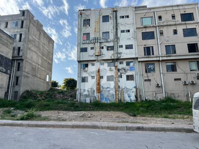 بحریہ ٹاؤن فیز 7 بحریہ ٹاؤن راولپنڈی,راولپنڈی میں 8 مرلہ کمرشل پلاٹ 13.5 کروڑ میں برائے فروخت۔