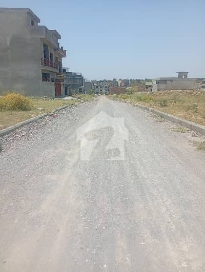 جناح گارڈنز فیز 1 جناح گارڈنز,ایف ای سی ایچ ایس,اسلام آباد میں 5 مرلہ رہائشی پلاٹ 80.0 لاکھ میں برائے فروخت۔