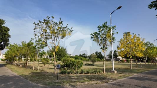 بیدیاں روڈ لاہور میں 4 مرلہ رہائشی پلاٹ 32.0 لاکھ میں برائے فروخت۔