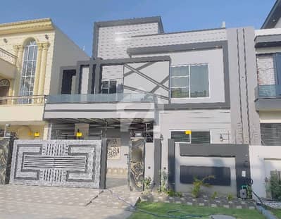 A Prime Location 10 Marla House Is Up For Grabs In Citi Housing Society