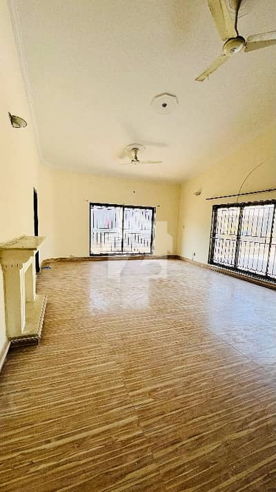 F10 Upper Portion For Rent