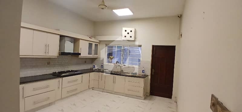 Spacious House Available For Rent In F10 Spacious House Available For Rent In F10