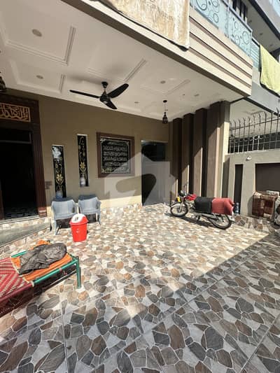 10 Marla New House Available For Rent