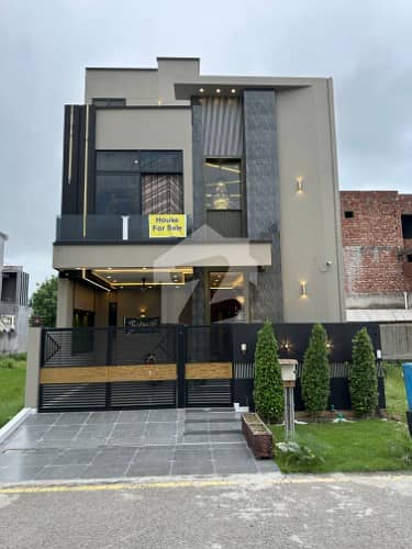 5 M Brand New House Available For Sale