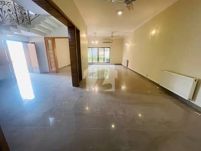 Luxury House On Extremely Prime Location Available For Rent