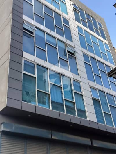 OFFICE FOR RENT PHASE 7 1020 SQFT WITH LIFT