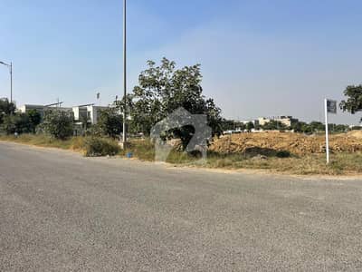ڈی ایچ اے فیز 7 - بلاک ایکس فیز 7,ڈیفنس (ڈی ایچ اے),لاہور میں 1 کنال رہائشی پلاٹ 2.8 کروڑ میں برائے فروخت۔ ڈی ایچ اے فیز 7 - بلاک ایکس فیز 7,ڈیفنس (ڈی ایچ اے),لاہور میں 1 کنال رہائشی پلاٹ 2.8 کروڑ میں برائے فروخت۔