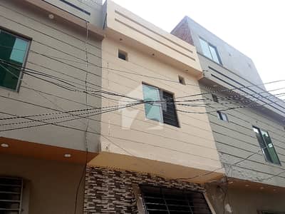 لالہ زار گارڈن لاہور میں 2 کمروں کا 1 مرلہ مکان 52.0 لاکھ میں برائے فروخت۔